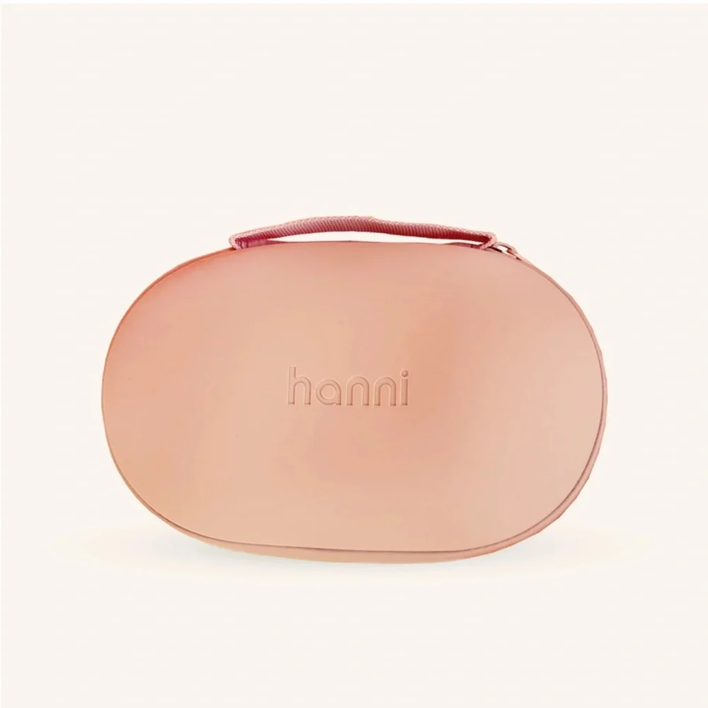 Hanni Pink Travel Case Catch-All Travel Case